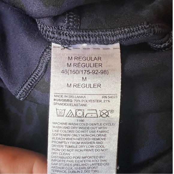 GAP Maternity Leggings Size Medium Blue Cheetah - Picture 9 of 9